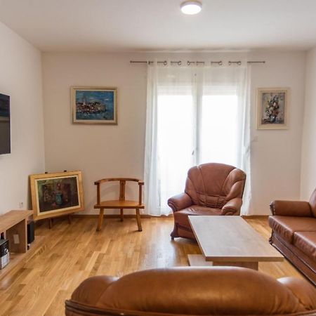 Sunny Hill Suite Ljubovic 포드고리차 외부 사진